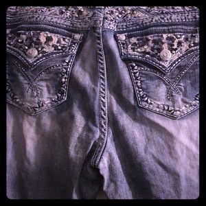 Grace in la jeans 34 similar to miss me!!! 👖💕